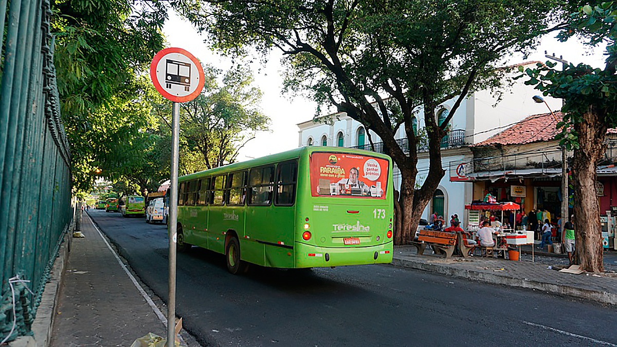 Greve de motoristas e cobradores