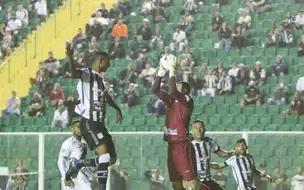 Figueirense bate o Altos e vence a primeira na série C 2022