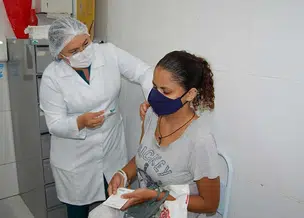 FMS amplia públicos para vacinação contra a gripe e covid-19 em Teresina