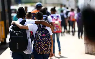Pagamento da sexta parcela do Pé-de-Meia começa nesta segunda-feira 25