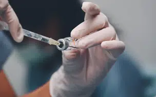 Após mortes suspeitas Ministério da Saúde suspende vacina do Butantan contra a dengue