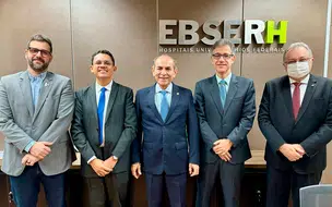 Florentino anuncia construção do Hospital Universitário de Parnaíba
