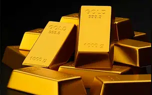 Iraniano encontra saco com dinheiro e ouro no lixo e devolve para o dono