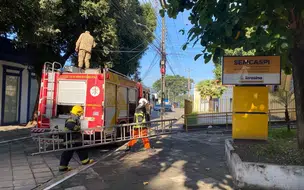 Prédio da Semcaspi é atingido por princípio de incêndio no centro de Teresina