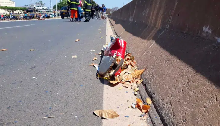 Destroços do Avião