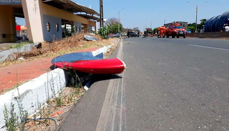 Destroços do Avião