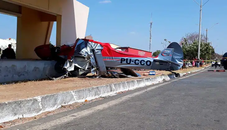 Destroços do Avião