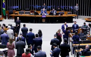 Câmara federal aprova PL que melhora atendimento de pessoas com fibromialgia