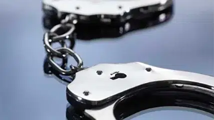 Pai abusador é preso após adolescente pedir ajuda em jogo online no Piauí