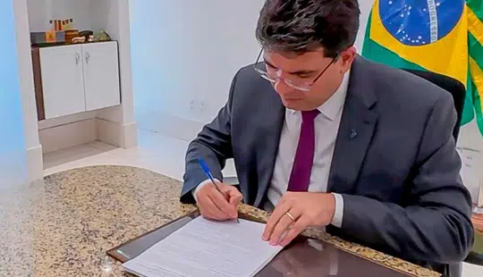 Governo do Piauí lança concurso unificado com 200 vagas
