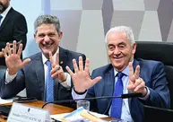 Câmara federal aprova, em dois turnos, PEC pelo fim da escala 6x1