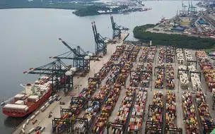 Tarifaço sobre parte de exportações brasileiras entra em vigor nesta quarta 6