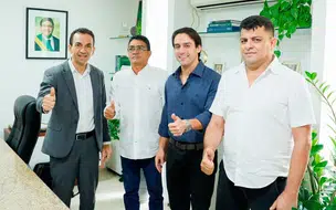 Prefeito de Coivaras cumpre agenda no Palácio de Karnak