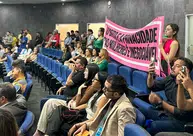 Câmara de Teresina aprova projeto que restringe uso de banheiros femininos por mulheres trans