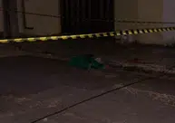 Morador de rua é encontrado morto em rua no Centro de Teresina