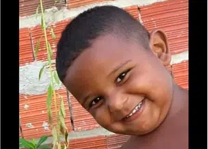 Menino de 3 anos morre após ser atingido por tiro acidental em Teresina