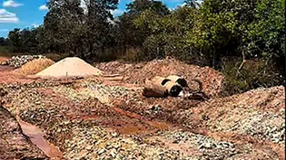 Prefeitura inicia construção de passagem molhada na localidade Reino Novo em Coivaras